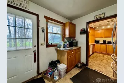 6220 Springfield Xenia Road, Springfield, OH 45502 - Photo 32