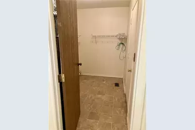 6240 Beacon Tree Court, Huber Heights, OH 45424 - Photo 12