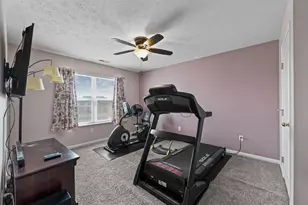 9252 Great Lakes Cir, Washington Twp, OH 45458 - Photo 32