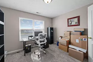 9252 Great Lakes Cir, Washington Twp, OH 45458 - Photo 28