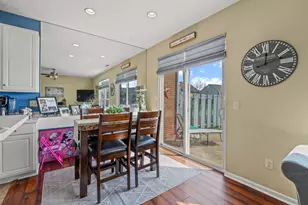 9252 Great Lakes Cir, Washington Twp, OH 45458 - Photo 10