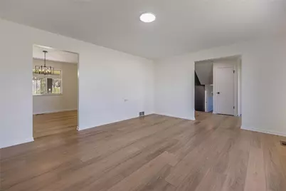 435 Blackstone Drive, Washington Twp, OH 45459 - Photo 8