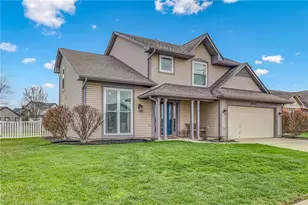 2462 Ferndown Dr, Miamisburg, OH 45342 - Photo 2