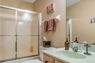 2462 Ferndown Dr, Miamisburg, OH 45342 - Photo 16