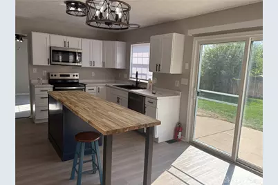 2308 Queensway Drive, Miami Township, OH 45342 - Photo 1