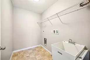 4076 Spicebush Dr, Tipp City, OH 45371 - Photo 26