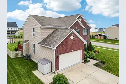 4076 Spicebush Drive, Tipp City, OH 45371 - Photo 2