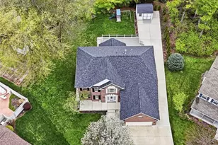 6809 Wintergreen Pl, Dayton, OH 45424 - Photo 2