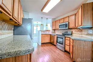 3915 E Summit Ridge Dr, Beavercreek, OH 45430 - Photo 14