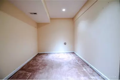 3915 E Summit Ridge Drive, Beavercreek, OH 45430 - Photo 36