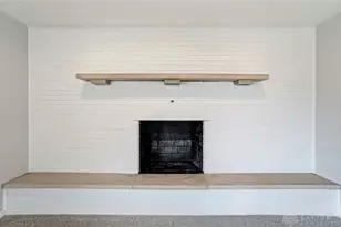 2724 Hazelbrook Dr, Butler Twp, OH 45414 - Photo 26