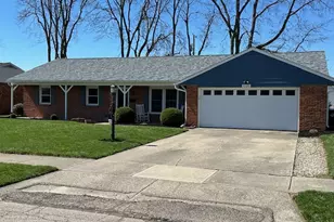 1020 Crestview Dr, Troy, OH 45373 - Photo 2