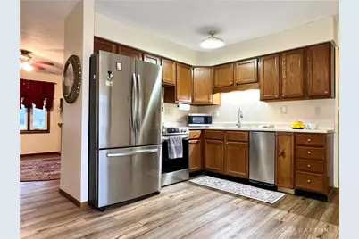 108 Connie Circle, Eaton, OH 45320 - Photo 2