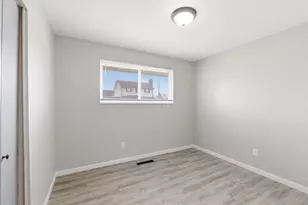 1301 Flowerdale Ave, Dayton, OH 45429 - Photo 18