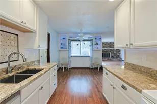 2054 Washington Creek Ln, Washington Twp, OH 45458 - Photo 16