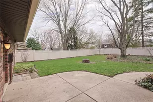 2054 Washington Creek Ln, Washington Twp, OH 45458 - Photo 30