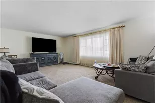 3070 Vale Dr, Kettering, OH 45420 - Photo 4