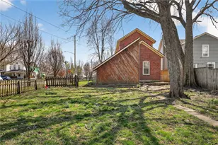 33 E Cottage Ave, West Carrollton, OH 45449 - Photo 4