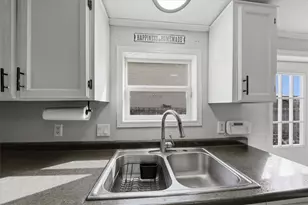 2633 Ruby Ln, Middletown, OH 45044 - Photo 12