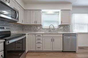 5481 Corkhill Dr, Riverside, OH 45424 - Photo 8