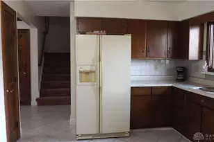 801 Crestmont Dr, Riverside, OH 45431 - Photo 10