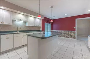 2695 Vienna Estates Dr, Miamisburg, OH 45459 - Photo 10