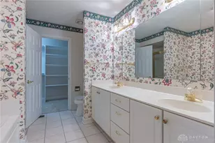 2695 Vienna Estates Dr, Miamisburg, OH 45459 - Photo 24