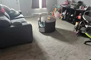 725 W Franklin St, Troy, OH 45373 - Photo 2