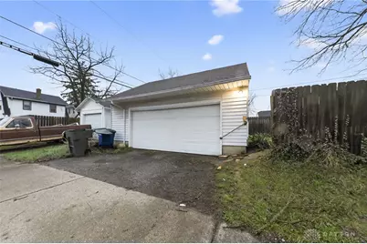 2100 S Smithville Road, Dayton, OH 45420 - Photo 6