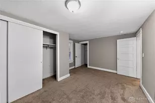 2100 S Smithville Rd, Dayton, OH 45420 - Photo 16