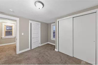 2100 S Smithville Road, Dayton, OH 45420 - Photo 14