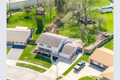 6850 Locustview Drive, Huber Heights, OH 45424 - Photo 54