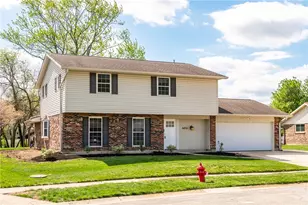 6850 Locustview Dr, Huber Heights, OH 45424 - Photo 2