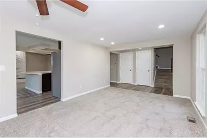 6850 Locustview Drive, Huber Heights, OH 45424 - Photo 10