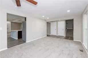 6850 Locustview Dr, Huber Heights, OH 45424 - Photo 10