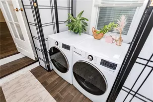 2048 Van Oss Dr, Beavercreek, OH 45431 - Photo 20