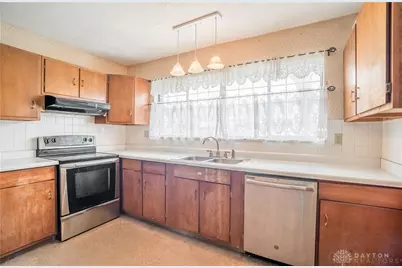 454 Goldleaf Avenue, Vandalia, OH 45377 - Photo 10