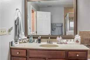 8647 Deer Haven St, Huber Heights, OH 45424 - Photo 12