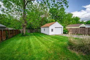 235 Loretta Dr, Dayton, OH 45415 - Photo 4