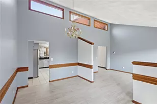 438 Merrick Dr, Beavercreek, OH 45434 - Photo 12