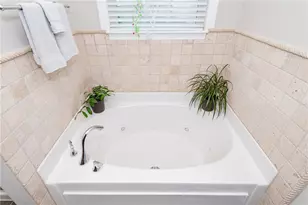 1563 N Wood Creek Dr, Clearcreek Twp, OH 45458 - Photo 20