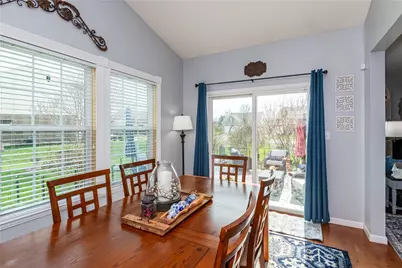 1563 N Wood Creek Drive, Clearcreek Twp, OH 45458 - Photo 12