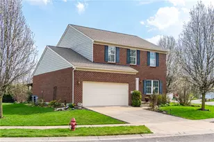 1563 N Wood Creek Dr, Clearcreek Twp, OH 45458 - Photo 2