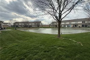 2433 Cabbage Key Dr, Miami Township, OH 45342 - Photo 2