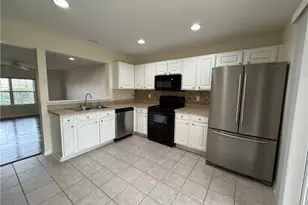 2433 Cabbage Key Dr, Miami Township, OH 45342 - Photo 8