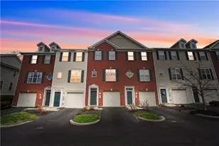 4294 Straight Arrow Rd, Beavercreek, OH 45430 - Photo 4