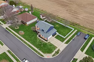 112 Irongate Dr, Union, OH 45322 - Photo 2