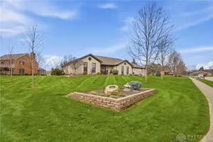 610 Stonecress Dr, Tipp City, OH 45371 - Photo 1