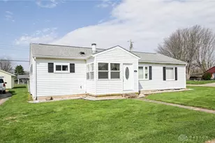 1211 N Aukerman St, Eaton, OH 45320 - Photo 2