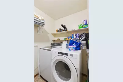 8969 Gardengate Drive, Huber Heights, OH 45424 - Photo 30